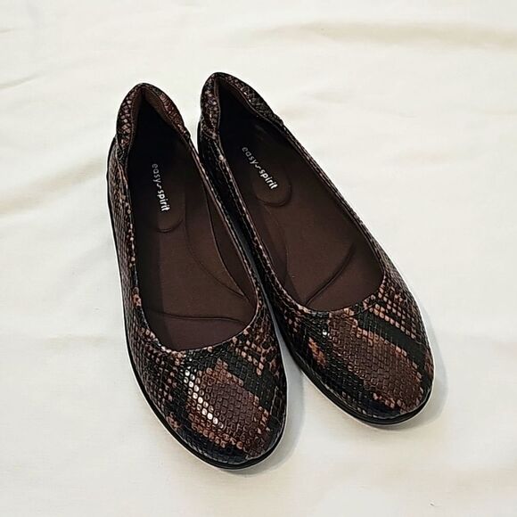 Easy Spirit Gabbie 3 Brown & Black Snake Print Slip On Ballet Flat 9.5 W - Picture 1 of 7